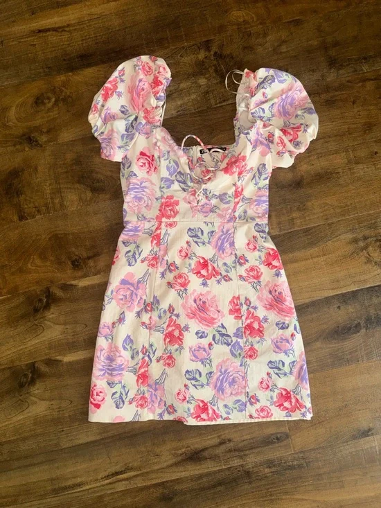 Zara Dress - Picture 1 of 4